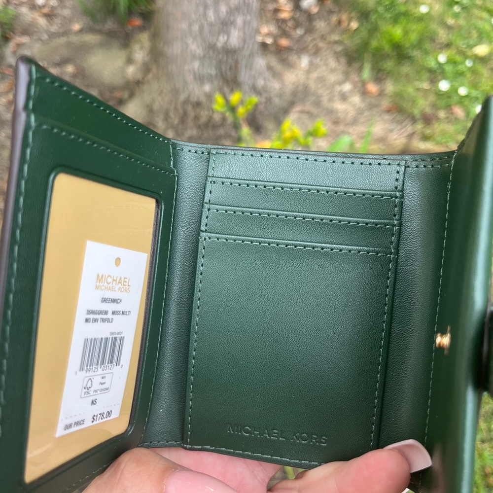 Michael Kors Moss/Green Ombré Wallet - Picture 8 of 9
